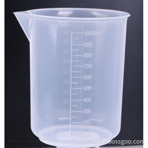 PP Graduated Beakers and Measuring Cups: Laboratory Equipment for Clear, Accurate Volume Measurement